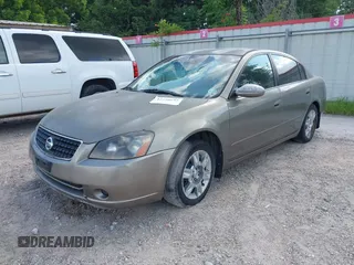 2006 Nissan Altima S with VIN 1N4AL11DX6N432177, listed as a IAAI auction lot 42298645 with 145,677 mi miles and . Bid and sale history available at DreamBid. Image 2.