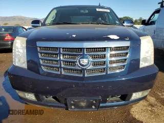 2008 Cadillac Escalade EXT z VIN 3GYFK62818G109076, wystawiony jako Copart lot #87772315 z przebiegiem 117 870 mil mil oraz Czysty tytuł • Clean title. Historia ofert i sprzedaży dostępna na DreamBid. Obrazek 5.