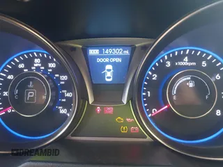 2013 Hyundai Genesis Coupe Premium z VIN KMHHT6KD4DU088543, wystawiony jako IAAI lot #42135293 z przebiegiem 149 302 mil mil oraz . Historia ofert i sprzedaży dostępna na DreamBid. Obrazek 7.