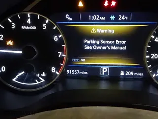 2017 Nissan Maxima SR with VIN 1N4AA6AP0HC448285, listed as a IAAI auction lot 41397027 with 91,557 mi miles. Bid and sale history available at carsss.com. Image 16.