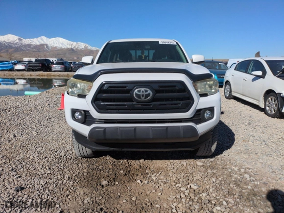 2019 Toyota Tacoma 4WD SR with VIN 3TMCZ5ANXKM230803, listed as a Copart auction lot 50648215 with 88,179 mi miles and Salvage Title. Bid and sale history available at carsss.com. Image 5.