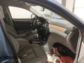 2007 Chrysler Pacifica Limited with VIN 2A8GF78XX7R201212, listed as a IAAI auction lot 40290920 with Not provided miles and . Bid and sale history available at DreamBid. Image 5.