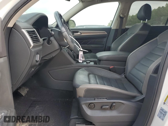 2021 Volkswagen Atlas SEL Premium with VIN 1V2TR2CAXMC505873, listed as a Copart auction lot 55989815 with 65,711 mi miles and Salvage title. Bid and sale history available at DreamBid. Image 7.
