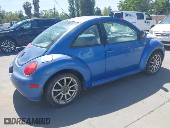 1999 Volkswagen Beetle GLS with VIN 3VWCC21C3XM412801, listed as a IAAI auction lot 42193092 with 239,843 mi miles and . Bid and sale history available at DreamBid. Image 4.