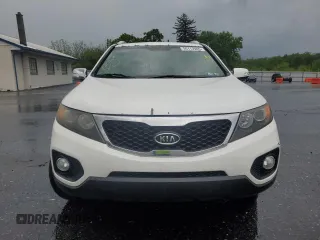 2012 Kia Sorento LX with VIN 5XYKTCA64CG254748, listed as a Copart auction lot 56113905 with 187,405 mi miles and Clean Title. Bid and sale history available at carsss.com. Image 5.