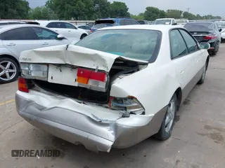 1998 Lexus ES 300 with VIN JT8BF28GXW0106483, listed as a IAAI auction lot 42177092 with Not provided miles and . Bid and sale history available at DreamBid. Image 4.