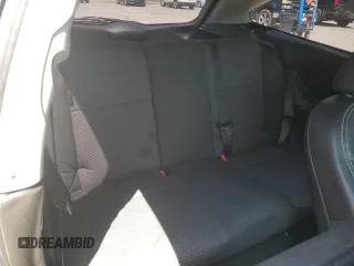 2005 Ford Focus S z VIN 3FAFP31N65R153304, wystawiony jako Copart lot #54253215 z przebiegiem 148 707 mil mil oraz Szkoda całkowita • Salvage title. Historia ofert i sprzedaży dostępna na DreamBid. Obrazek 10.