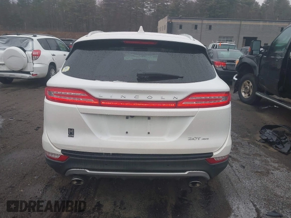2018 Lincoln MKC Select with VIN 5LMCJ2D95JUL08427, listed as a IAAI auction lot 41836124 with 36,882 mi miles and . Bid and sale history available at DreamBid. Image 16.