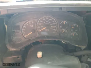 2002 Chevrolet Silverado 1500 with VIN 1GCEC14VX2Z101084, listed as a Copart auction lot 46170985 with 0 mi miles and Non Repairable. Bid and sale history available at carsss.com. Image 9.