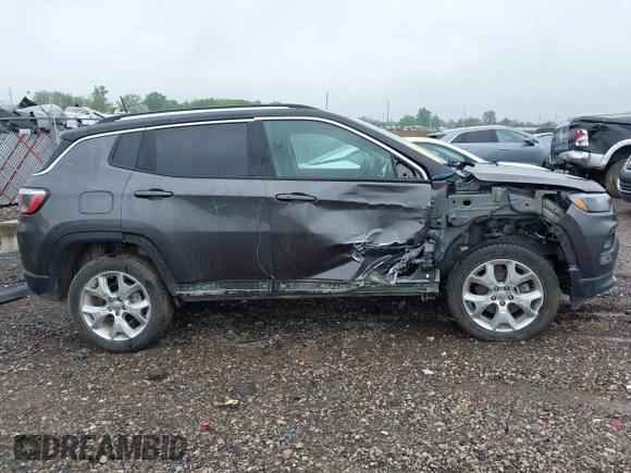 2022 Jeep Compass Limited with VIN 3C4NJDCB0NT132239, listed as a IAAI auction lot 42326962 with 56,278 mi miles and . Bid and sale history available at DreamBid. Image 14.