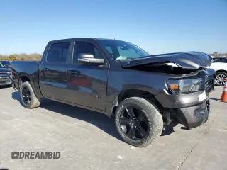2020 Ram 1500 Big Horn z VIN 1C6SRFFT7LN162323, wystawiony jako Copart lot #85539604 z przebiegiem 25 268 mil mil oraz Szkoda całkowita • Salvage title. Historia ofert i sprzedaży dostępna na DreamBid. Obrazek 4.