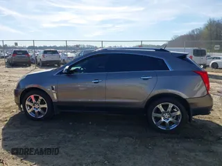 2012 Cadillac SRX Performance Collection with VIN 3GYFNBE3XCS565616, listed as a IAAI auction lot 41835476 with 141,259 mi miles. Bid and sale history available at carsss.com. Image 15.