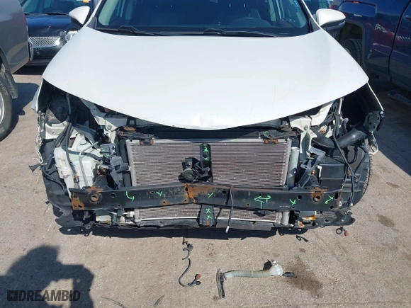 2013 Toyota RAV4 Limited with VIN 2T3DFREV6DW004791, listed as a IAAI auction lot 42021607 with 214,689 mi miles. Bid and sale history available at carsss.com. Image 6.