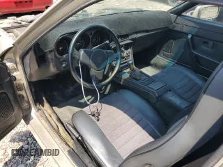 1984 Porsche 944 z VIN WP0AA0944EN453698, wystawiony jako Copart lot #59757475 z przebiegiem 17 718 mil mil oraz Szkoda całkowita • Salvage title. Historia ofert i sprzedaży dostępna na DreamBid. Obrazek 8.