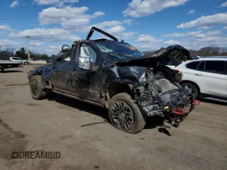 2024 GMC Sierra 2500HD AT4 z VIN 1GT49PE77RF264722, wystawiony jako Copart lot #49703595 z przebiegiem Nie podano mil oraz Szkoda całkowita • Salvage title. Historia ofert i sprzedaży dostępna na DreamBid. Obrazek 4.