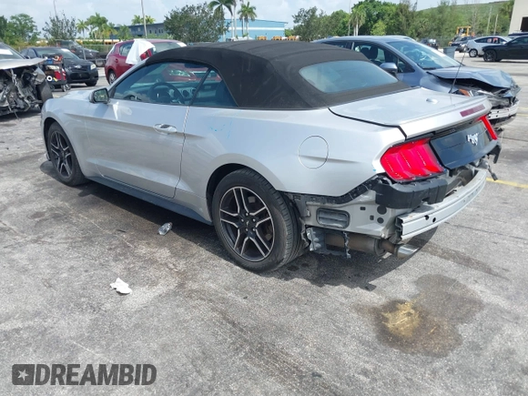 2018 Ford Mustang EcoBoost Premium with VIN 1FATP8UH5J5132883, listed as a IAAI auction lot 42500445 with 120,391 mi miles and . Bid and sale history available at DreamBid. Image 3.
