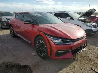 2023 Kia EV6 GT-Line with VIN KNDC44LA8P5116511, listed as a Copart auction lot 69598024 with 8,466 mi miles and Salvage Title. Bid and sale history available at carsss.com. Image 4.