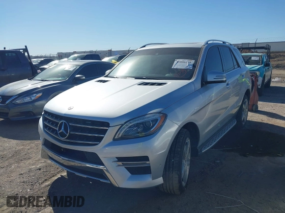 2014 Mercedes-Benz M 550 with VIN 4JGDA7DB0EA364998, listed as a IAAI auction lot 41806211 with 152,603 mi miles and . Bid and sale history available at DreamBid. Image 17.