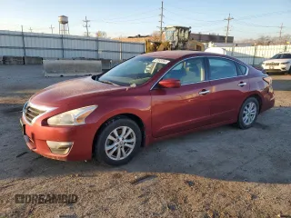 2014 Nissan Altima 2.5 with VIN 1N4AL3AP6EC137982, listed as a Copart auction lot 87043584 with 210,998 mi miles and Salvage Title. Bid and sale history available at carsss.com. Image 1.