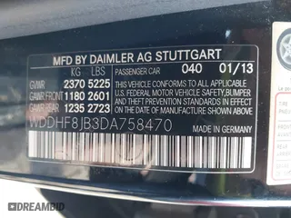 2013 Mercedes-Benz E-Class E 350 Luxury with VIN WDDHF8JB3DA758470, listed as a IAAI auction lot 41879606 with 181,729 mi miles. Bid and sale history available at carsss.com. Image 9.