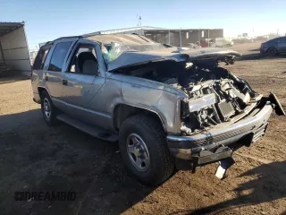 1999 GMC Yukon with VIN 1GKEK13R7XJ715284, listed as a Copart auction lot 83627984 with 186,518 mi miles and Non Repairable. Bid and sale history available at carsss.com. Image 4.