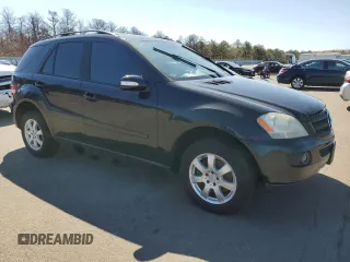 2006 Mercedes-Benz M 350 with VIN 4JGBB86E56A076073, listed as a Copart auction lot 52867775 with 139,017 mi miles and Salvage Title. Bid and sale history available at DreamBid. Image 4.