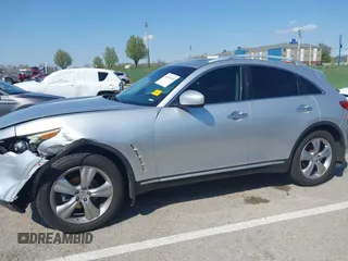 2009 Infiniti FX with VIN JNRAS18W39M151949, listed as a IAAI auction lot 41949315 with 179,276 mi miles. Bid and sale history available at carsss.com. Image 13.