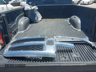 2018 Ram 1500 Big Horn с VIN 1C6RR7GG3JS319415, выставлен на аукционе IAAI как лот 42517862 с пробегом 117 906 миль миль и . История ставок и продаж доступна на DreamBid. Изображение 12.
