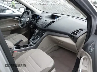 2013 Ford Escape SE with VIN 1FMCU9G94DUC37269, listed as a IAAI auction lot 41896473 with 130,391 mi miles. Bid and sale history available at carsss.com. Image 5.