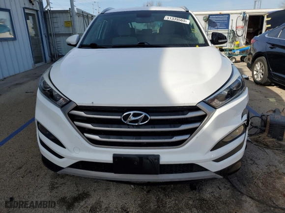 2017 Hyundai Tucson Sport with VIN KM8J3CA25HU541588, listed as a Copart auction lot 51339565 with 71,222 mi miles and Salvage Title. Bid and sale history available at carsss.com. Image 5.