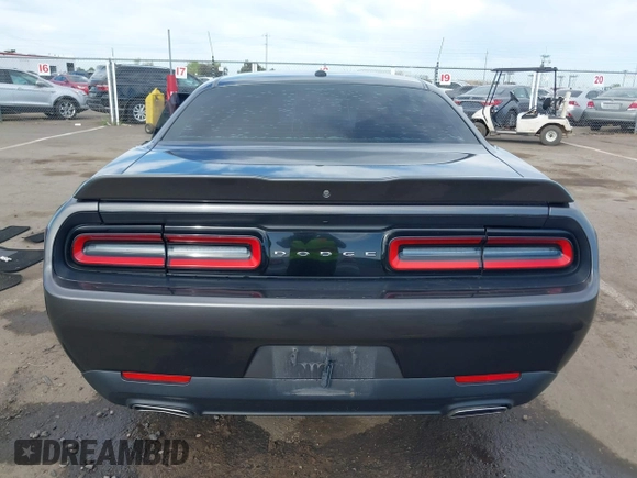 2019 Dodge Challenger SXT z VIN 2C3CDZAG8KH666463, wystawiony jako IAAI lot #42002571 z przebiegiem 78 629 mil mil oraz . Historia ofert i sprzedaży dostępna na DreamBid. Obrazek 16.