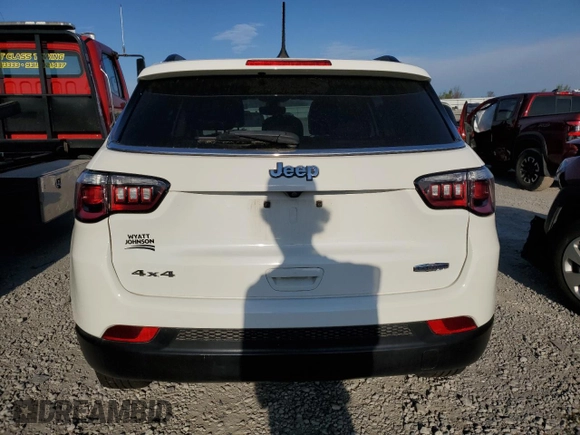 2021 Jeep Compass Latitude с VIN 3C4NJDBB9MT584206, выставлен на аукционе Copart как лот 53272225 с пробегом 95 937 миль миль и Списание • Salvage title. История ставок и продаж доступна на DreamBid. Изображение 6.