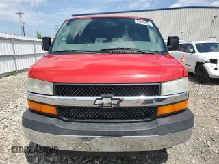 2008 Chevrolet Express Passenger z VIN 1GAHG39K181223926, wystawiony jako Copart lot #61800025 z przebiegiem 121 574 mil mil oraz Czysty tytuł • Clean title. Historia ofert i sprzedaży dostępna na DreamBid. Obrazek 5.