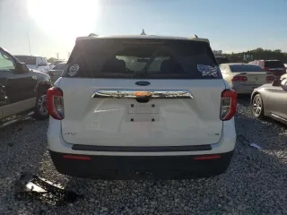 2020 Ford Explorer XLT with VIN 1FMSK8DH6LGC67152, listed as a Copart auction lot 41470355 with 35,200 mi miles and Salvage Title. Bid and sale history available at carsss.com. Image 6.