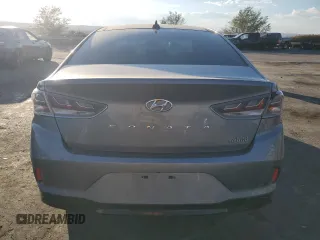 2018 Hyundai Sonata Hybrid Limited with VIN KMHE34L39JA085759, listed as a Copart auction lot 75012704 with 112,322 mi miles and Salvage Title. Bid and sale history available at carsss.com. Image 6.