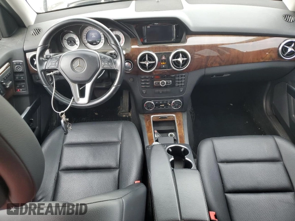 2015 Mercedes-Benz GLK 250 with VIN WDCGG0EB1FG427928, listed as a Copart auction lot 62730354 with 80,085 mi miles and Salvage Title. Bid and sale history available at DreamBid. Image 8.