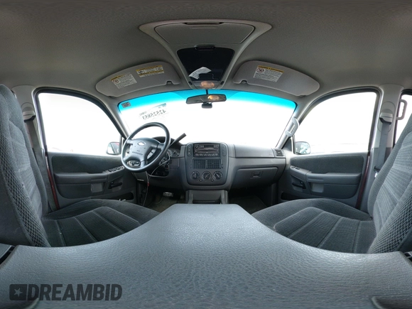 2002 Ford Explorer XLT с VIN 1FMZU73E82ZB94069, выставлен на аукционе IAAI как лот 42525853 с пробегом 143 036 миль миль и . История ставок и продаж доступна на DreamBid. Изображение 18.