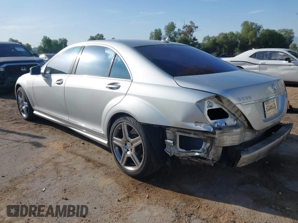 2010 Mercedes-Benz S 550 with VIN WDDNG7BB9AA287204, listed as a IAAI auction lot 41938723 with 120,576 mi miles and . Bid and sale history available at DreamBid. Image 3.