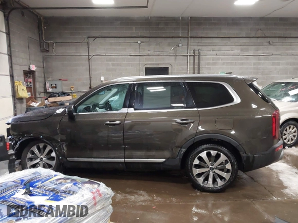 2022 Kia Telluride S with VIN 5XYP6DHC4NG200609, listed as a IAAI auction lot 41595189 with 54,189 mi miles and . Bid and sale history available at DreamBid. Image 14.