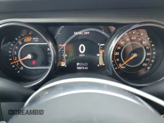 2019 Jeep Wrangler Unlimited Sahara with VIN 1C4HJXEN2KW523906, listed as a Copart auction lot 50950035 with 98,013 mi miles and Salvage Title. Bid and sale history available at carsss.com. Image 9.