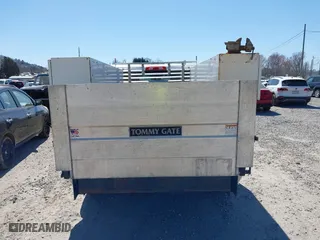 2018 Chevrolet Silverado 1500 Work Truck with VIN 1GCNCNEC7JZ160368, listed as a IAAI auction lot 41770709 with 228,089 mi miles. Bid and sale history available at carsss.com. Image 16.