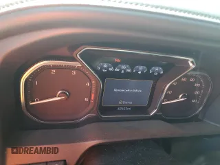 2020 GMC Sierra 3500HD Denali z VIN 1GT49WEY0LF236528, wystawiony jako Copart lot #67557524 z przebiegiem 63 622 mil mil oraz Szkoda całkowita • Salvage title. Historia ofert i sprzedaży dostępna na DreamBid. Obrazek 9.