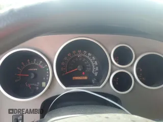 2010 Toyota Tundra с VIN 5TFRY5F14AX093529, выставлен на аукционе Copart как лот 60121455 с пробегом 174 997 миль миль и Списание • Salvage title. История ставок и продаж доступна на DreamBid. Изображение 9.