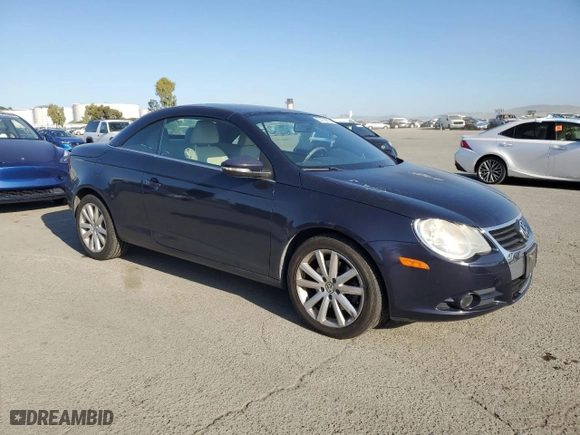 2011 Volkswagen Eos Komfort with VIN WVWBA7AH1BV001182, listed as a Copart auction lot 53120635 with 109,082 mi miles and Clean Title. Bid and sale history available at carsss.com. Image 4.