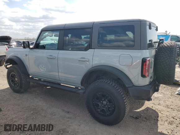 2021 Ford Bronco with VIN 1FMEE5DP0MLB08033, listed as a Copart auction lot 48920565 with 37,577 mi miles and Salvage Title. Bid and sale history available at DreamBid. Image 2.