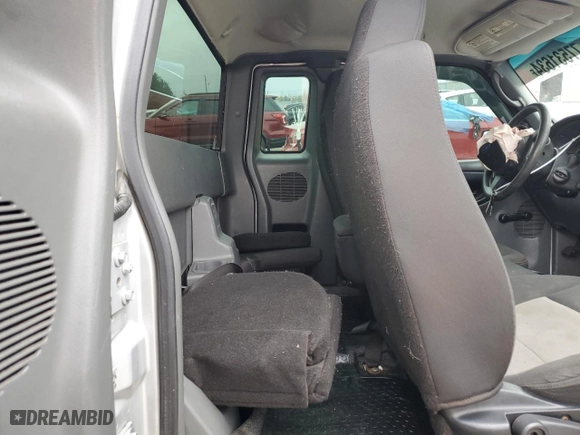 2006 Ford Ranger STX with VIN 1FTYR44U66PA60099, listed as a Copart auction lot 77531634 with 124,806 mi miles and Clean Title. Bid and sale history available at carsss.com. Image 10.