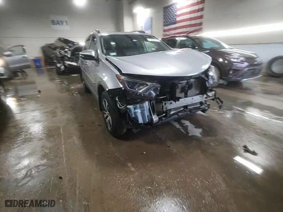 2018 Toyota RAV4 XLE with VIN 2T3RFREVXJW714634, listed as a Copart auction lot 79081164 with 53,689 mi miles and Salvage Title. Bid and sale history available at carsss.com. Image 14.