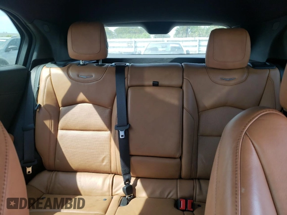 2019 Cadillac XT4 FWD Premium Luxury with VIN 1GYFZCR40KF222104, listed as a Copart auction lot 43570333 with 38,281 mi miles. Bid and sale history available at carsss.com. Image 10.