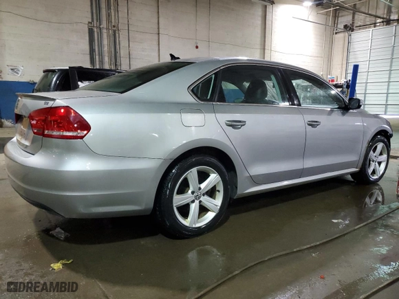 2013 Volkswagen Passat SE w/Sunroof with VIN 1VWBH7A39DC008912, listed as a Copart auction lot 52145705 with 131,921 mi miles and Clean Title. Bid and sale history available at carsss.com. Image 3.