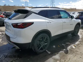 2022 Chevrolet Blazer LT z VIN 3GNKBJRS9NS173939, wystawiony jako Copart lot #46825245 z przebiegiem Nie podano mil oraz Szkoda całkowita • Salvage title. Historia ofert i sprzedaży dostępna na DreamBid. Obrazek 3.